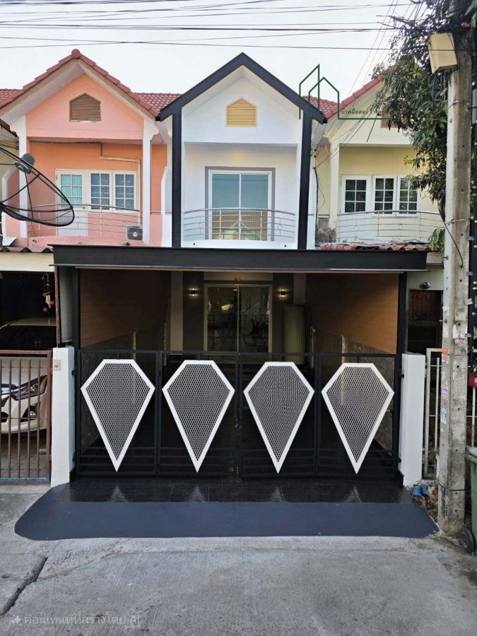 - หมู่บ้าน เฟื่องฟ้า11 เฟส5 ( ซอยมังกร ) แพรกษา รีโนเวทแล้ว