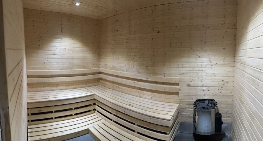 - พูลวิลล่าหรู ในโซน Exclusive ของพระตำหนัก 750 ตร.ม. บนที่ดิน 153 ตร.ว.