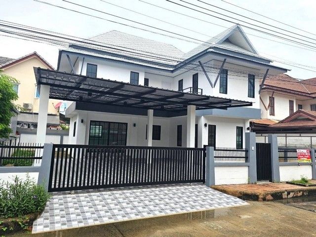 - ขายบ้านเดี่ยว 2 ชั้น รีโนเวทใหม่ทั้งหลัง ลำลูกกา คลอง 4 ปทุมธานี