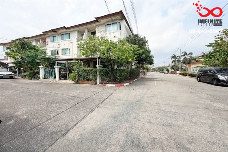 - ขายทาวน์เฮ้าส์ 3 ชั้น หมู่บ้านศุภาลัยวิลล์ สุขุมวิท 107 ซอยแบริ่ง 58