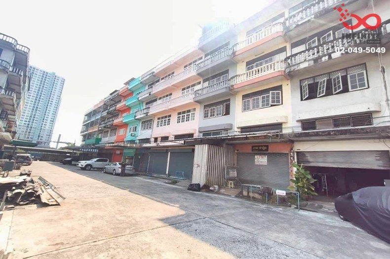 - ขายอาคารพาณิชย์ 4.5ชั้น 2คูหา 30 ตรว. แจ้งวัฒนะ ปากเกร็ด ซอยบุญศิริ ใกล้ MRT แยกปากเกร็ด