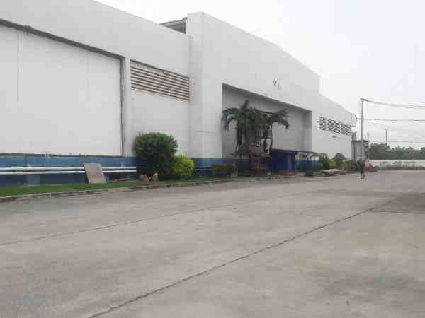 - ให้เช่าโกดัง คลังสินค้า โรงงาน เขตฟรีโซน Free Zone ขนาด 1,500 ตรม. ริมถนนบางนาตราด กม. 52 บางปะกง ฉะเชิงเทรา