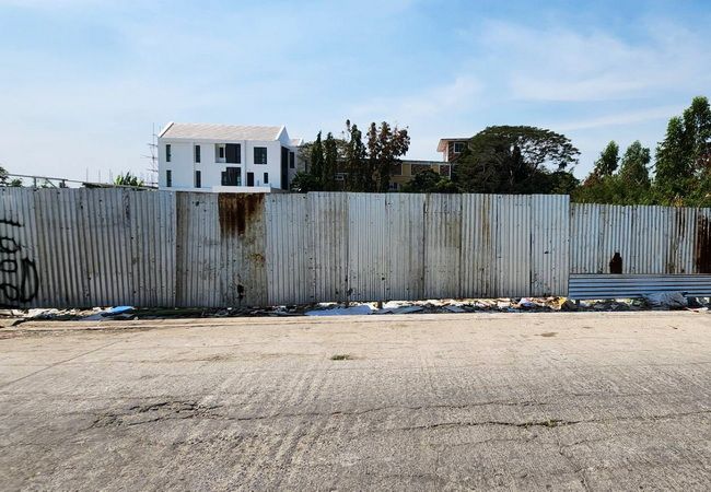 - ขายที่ดิน ซอยช่างอากาศอุทิศ 5 ถนนช่างอากาศอุทิศ เขตดอนเมือง กรุงเทพมหานคร