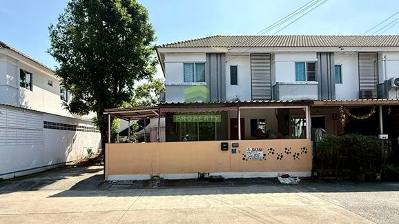 - ขายทาวน์เฮ้าส์ 2 ชั้น หมู่บ้าน พฤกษา 92 รังสิต ลำลูกกา เนื้อที่ 24.10 ตร.ว แปลงมุม เดินทางสะดวก ใกล้ฟิวเจอร์พาร์ค รังสิต