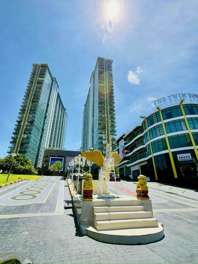 - ขาย The Grand Twin Tower Jomtien 1 ห้องนอน ขายพร้อมผู้เช่า