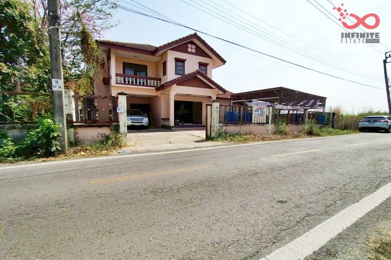 - ขายบ้านเดี่ยว ถนนเลียบวารี ซอยเลียบวารี 49 หนองจอก 2 ชั้น 80 ตร.ว. สภาพแวดล้อมน่าอยู่ ขายถูก