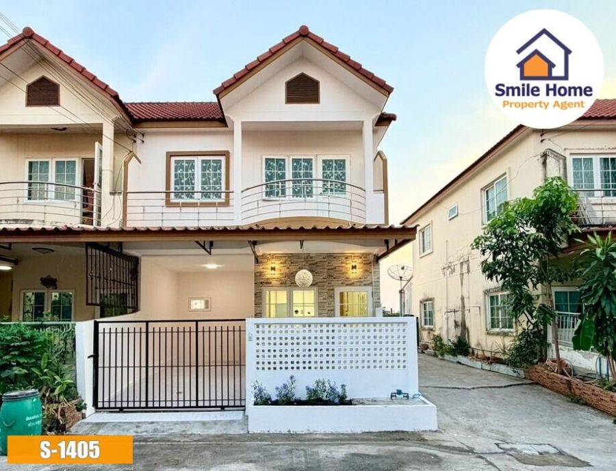 - หมู่บ้านเฟื่องฟ้า11 เฟส7 ซอยมังกร แพรกษาสมุทรปราการ หลังมุมรีโนเวทใหม่