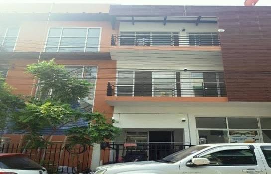 - ให้เช่า หมู่บ้าน มนตรีทาวน์โฮม ลาดพร้าว 87 แยก 10