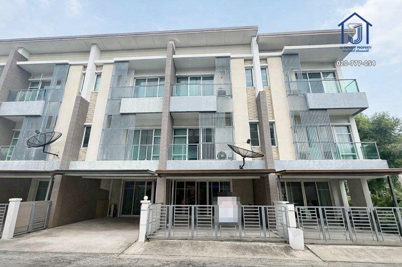 - ขายทาวน์โฮม 3 ชั้น ทาวน์พลัส เกษตร-นวมินทร์ ซอยคลองลำเจียก 14 ใกล้ทางด่วนเอกมัย รามอินทรา