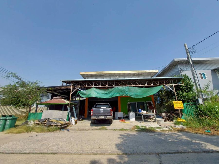 - ขายโกดัง ถนนบางบัวทอง-สุพรรณบุรี ไทรน้อย นนทบุรี