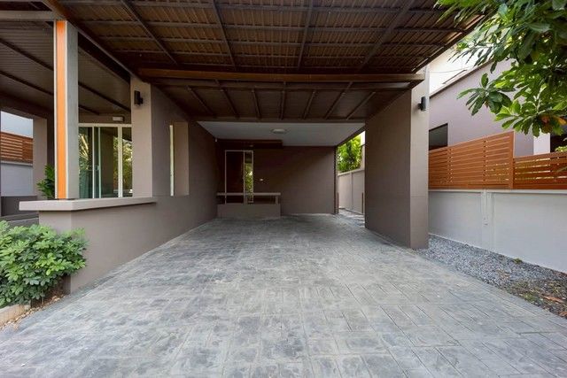 - ให้เช่าบ้านเดี่ยว4ห้องนอน ใกล้ธรรมศาสตร์ ศูนย์รังสิตเพียง 15 นาทีหมู่บ้านบารานีเรสซิเดนซ์ คลองสาม คลองหลวง ปทุมธานี