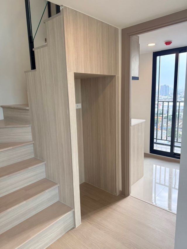 - ขายดาวน์ คอนโด ออริจิ้น เพลย์ บางขุนนนท์ ทริปเปิ้ล สเตชั่น ถนนบางขุนนนท์