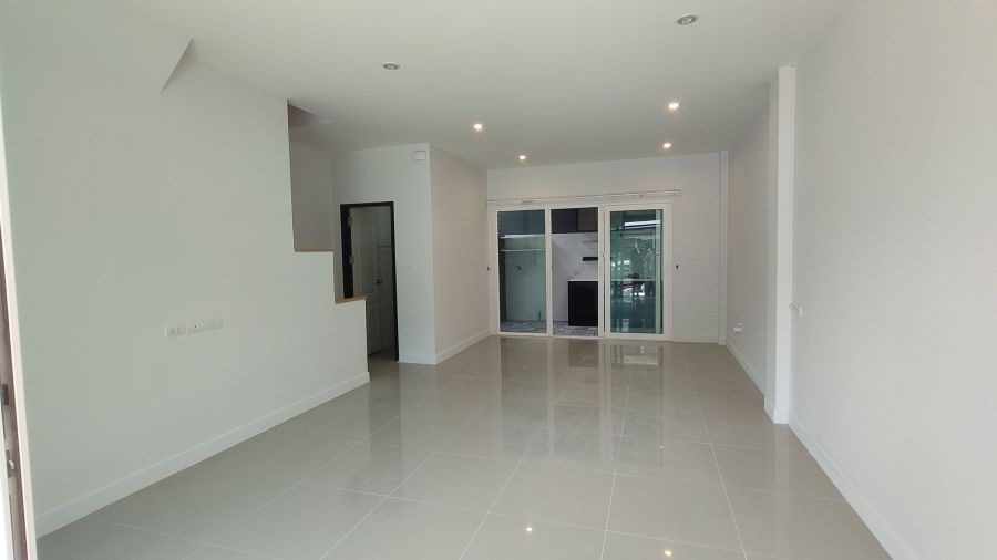 - เจ้าของขายเอง ขายบ้านทาวน์โฮม หมู่บ้านศุภาลัย เบลล่าระยอง เซ็นทรัล-ทับมา