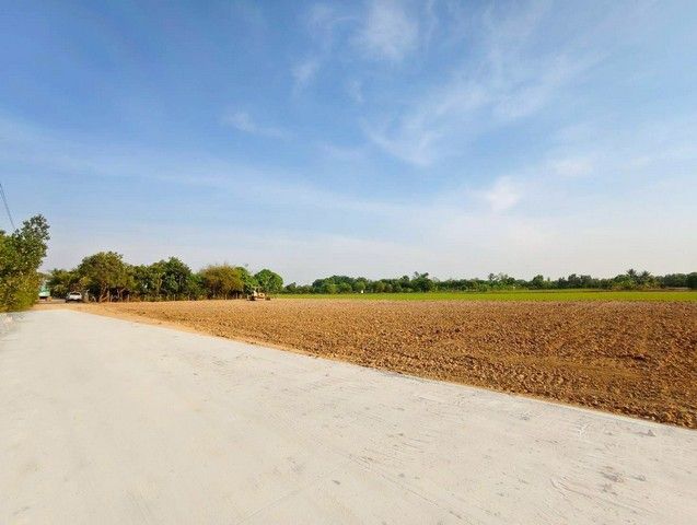 - ที่ดินถมแล้ว ติดคอนกรีต มีท่อระบายน้ำ คลอง 5 คลองหลวง น้ำไฟหน้าแปลง 100ตรว.7.5แสน฿ T.o86-3ol-6l6l