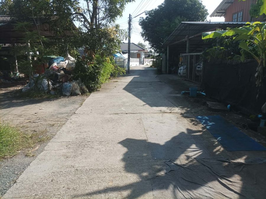 - ขายที่ดิน 110ตร.ว. ต.ป่าป้อง อ.ดอนสะเก็ด จ.เชียงใหม่