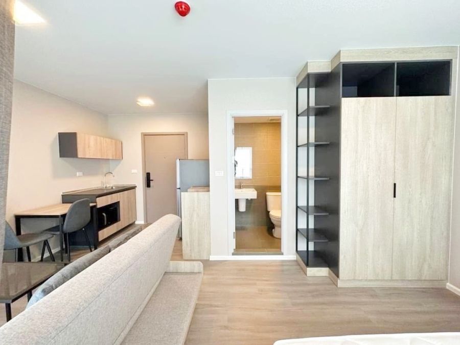 - ขาย Dcondo Hideaway รังสิต 26 ตรม. เหมือนใหม่ ห้องมุม ชั้น 5 เฟอร์นิเจอร์ครบ