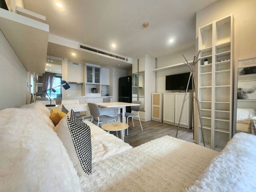 - ให้เช่า 1-Bed แต่งสวย ใหม่กิ๊ง ไม่กี่ก้าวจาก BTS ช่องนนทรี- คอลเลซซิโอ สาทร-พิพัฒน์