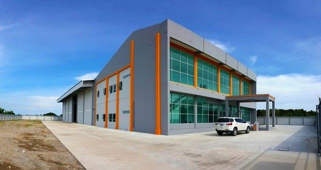 - โรงงานพร้อมสำนักงาน สร้างใหม่ตามหลักอวงจุ๊ย พื้นที่ 3 ไร่ ใกล้สนามบินสุวรรณภูมิ 10 กม