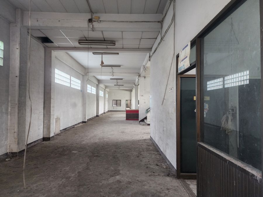 - ขาย ที่ดิน พร้อมสิ่งปลูกสร้าง 0-2-60 ไร่ อ.เมืองสมุทรสาคร จ.สมุทรสาคร