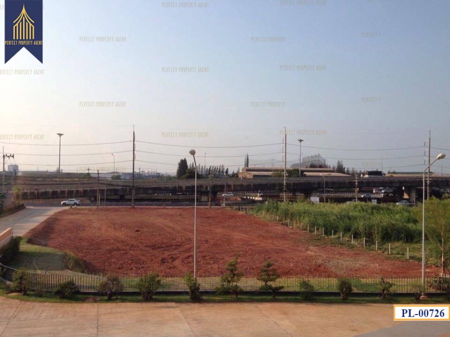 - ที่ดินติดถนนใหญ่แปลงสวย อ เมือง จ สมุทรสาคร