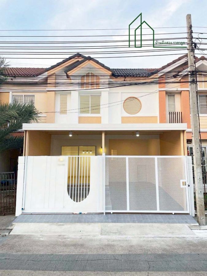 - ทาวน์เฮาส์ ราคาสุดคุ้ม พร้อมอยู่ทันที หมู่บ้านพฤกษา 49/2 บางใหญ่-นนทบุรี