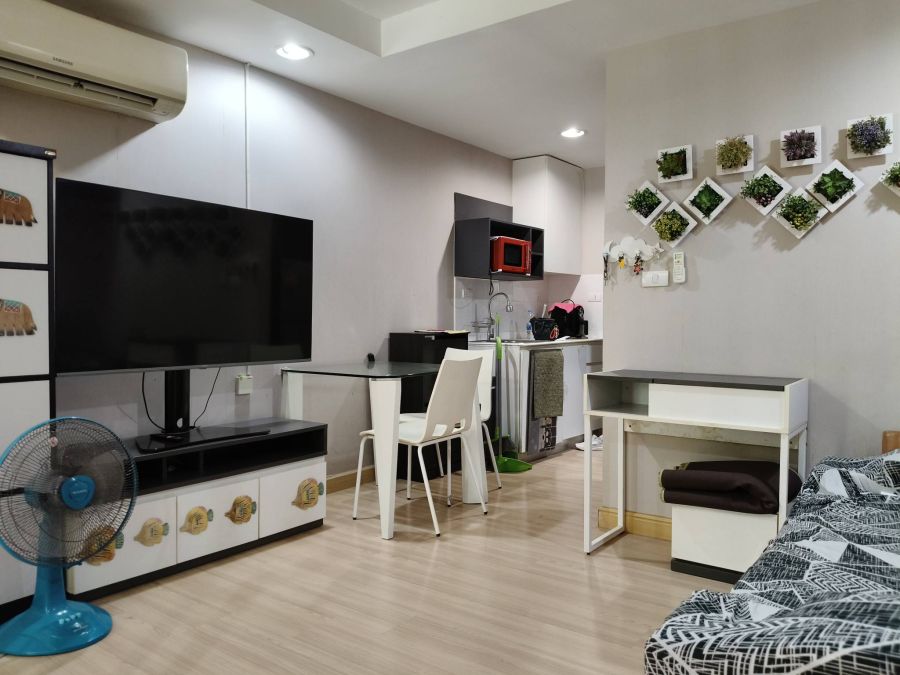 - ขายคอนโดเดอะคริส ซอยรัชดา17 ใกล้MRt สุทธิสาร ห้วยขวาง เนื้อที่ 27.50 ตรม. พิเศษ 1.49 ล้าน