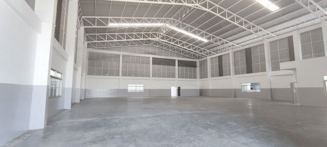 - ให้เช่าโกดัง ใกล้ BTS แพรกษา และสนามบินสุวรรณภูมิ สมุทรปราการในพื้นที่อุตสาหกรรม จดบริษัทและขอใบ ร.ง. 4 ได้