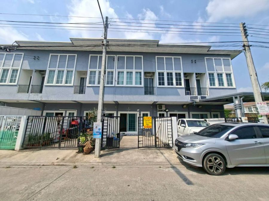 - ขายบ้าน 2 ชั้น หมู่บ้านนฐดา คลอง2 ธัญบุรี ซอยรังสิตนครนายก 60