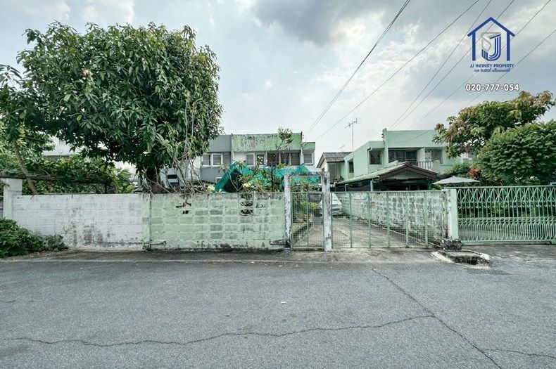 - ขายบ้านแฝด 2 ชั้น 50 ตารางวา ซอยพิงนคร 4 ถนนแจ้งวัฒนะ 14 ใกล้ศูนย์ราชการ รถไฟฟ้าสายสีชมพู