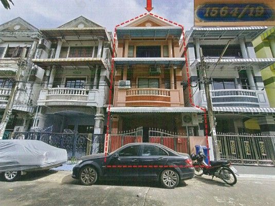 - ทาวน์โฮม 3ชั้น ถนนพิบูลย์สงคราม ติด ม.พระจอมเกล้าพระนครเหนือ