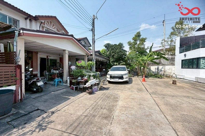 - ขายทาวน์เฮ้าส์ 2ชั้น 18ตรว.พฤกษาวิลล์ 18 เพชรเกษม 110 หนองแขม