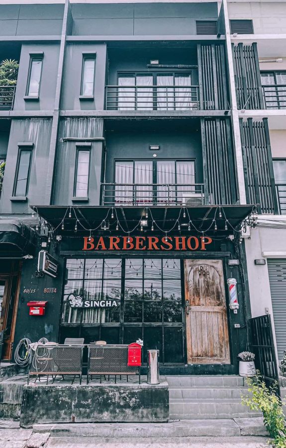 - ขายอาคารพาณิชย์ 3 ชั้น ลำลูกกาคลอง 3 เนื้อที่ 18.2 ตารางวา