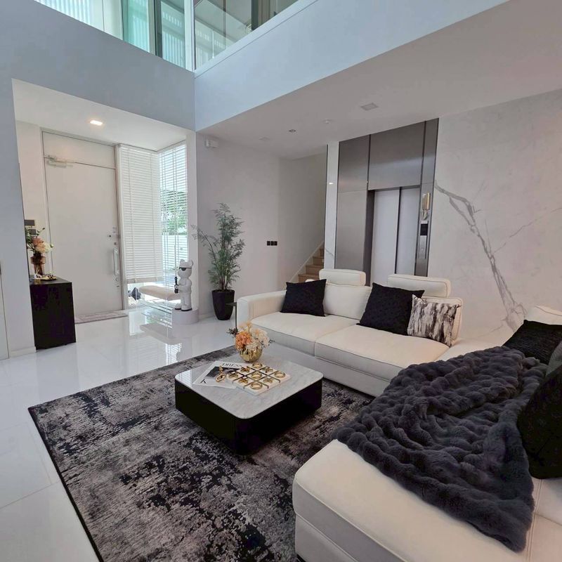 - ขายบ้าน VIVE Ekkamai-Ramintra:วีเว่ เอกมัย-รามอินทรา ตกแต่งใหม่พร้อมเข้าอยู่