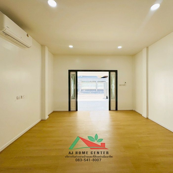 - ขายบ้านแฝด30ตรว. ซ.โกสุมรวมใจ36 แยก11 รีโนเวทใหม่ จัดกู้ฟรี