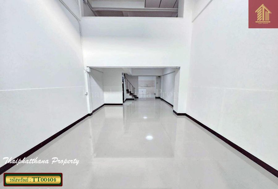 - หมู่บ้านฉัตรณรงค์ ทำเลค้าขาย ถนนแพรกษา 7 (พุฒสี) รีโนเวท พร้อมอยู่