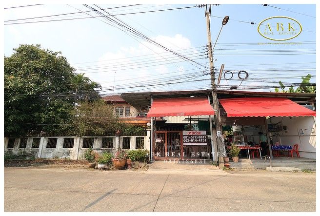 - ขาย บ้านเดี่ยว 2 ชั้น ทำเลดี หน้าโครงการ ลภาวัน 5 ราคา 13.5 ล้านบาท