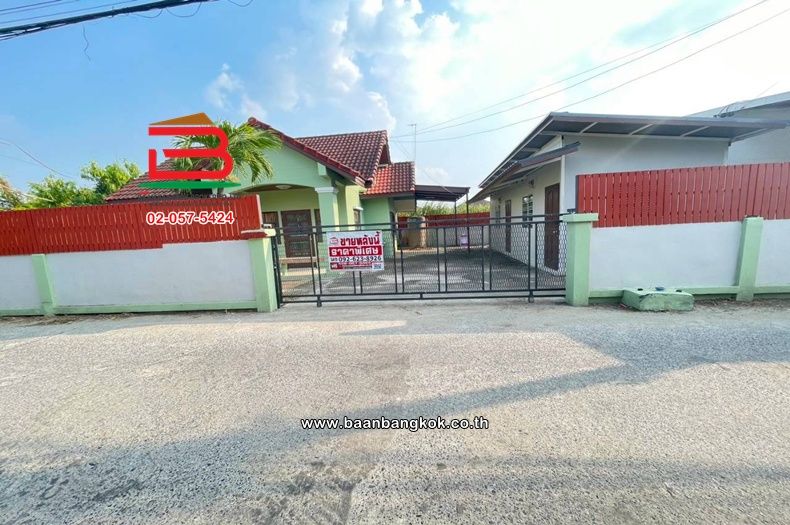 - บ้านเดี่ยว เนื้อที่ 60 ตร.ว. ซอยไสวประชาราษฎร์ 17 (ใกล้ตลาดเอซีคลอง 4) ตำบลลาดสวาย อำเภอลำลูกกา ปทุมธานี