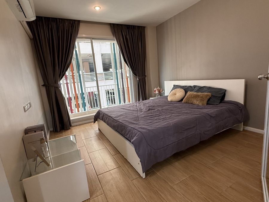 - ให้เช่าHappy condo ลาดพร้าว101 ชั้น 4 ขนาด 37 ตร.ม. เลี้ยงสัตว์ได้ ใกล้ MRT สถานีลาดพร้าว 101 เดอะมอลล์บางกะปิ