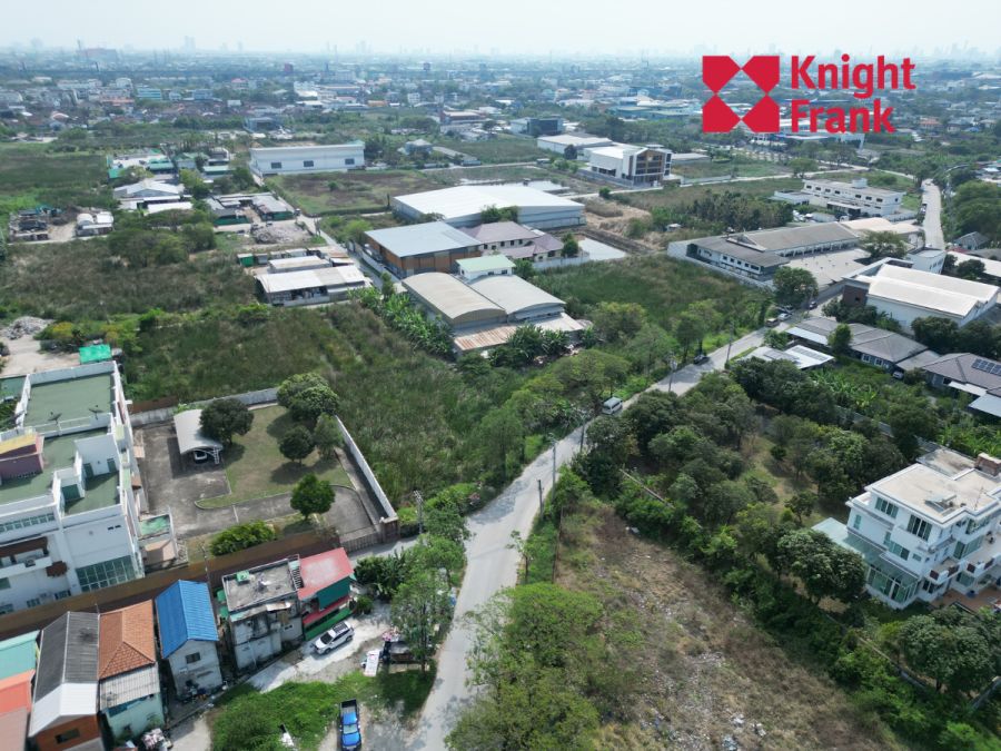 - ขายที่ดินพร้อมพัฒนา 2 ไร่ ติดซอยกรุงเทพกรีฑา 37 เหมาะลงทุน