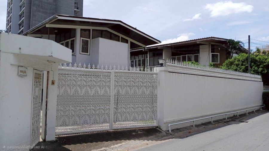 - ขายบ้านเดี่ยวลาดพร้าว 12 ตรงข้ามบิ๊กซี ลาดพร้าว ใกล้ MRT ลาดพร้าว