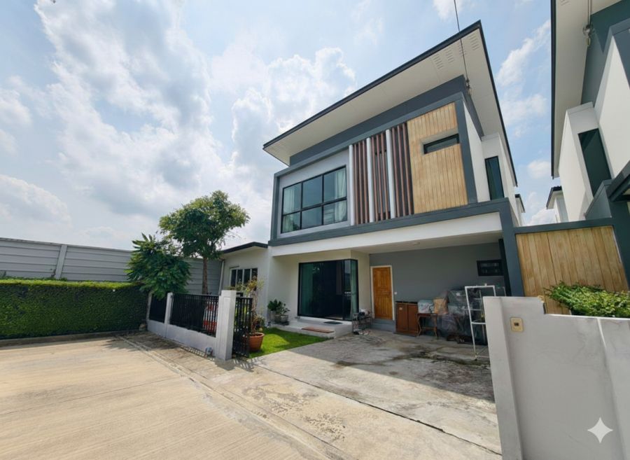 - ขายบ้านใกล้เซ็นทรัล ศาลายา อีโค เฮ้าส์ ปิ่นเกล้า-ศาลายา บ้านพร้อมอยู่ แปลงมุม ECO HAUS Pinklao Salaya