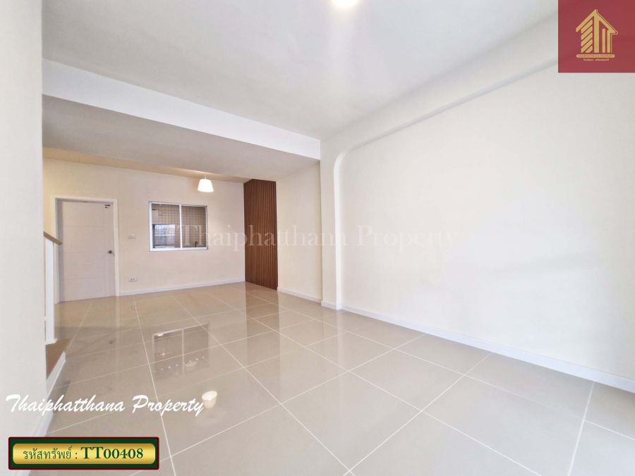 - บ้านพฤกษา 85 ซอยอัมพร ถนนหนามแดง-บางพลี ตกแต่งใหม่พร้อมเข้าอยู่