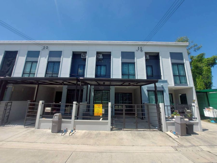 - ขายบ้าน 2 ชั้น หมู่บ้านพลีโน่-รังสิต ข้างโรงพยาบาลกรุงสยามเซนต์คาร์ลอส