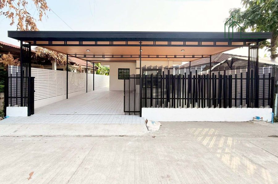 - หมู่บ้านมีนบุรีการ์เด้นโฮม ราษฎร์อุทิศ48 มีนบุรี