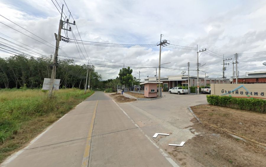 - ขายที่ดินมาบยางพร ระยอง 10ไร่ สีม่วงลาย ใกล้นิคมอุตสาหกรรม เหมาะทำโรงงาน โกดัง คลังสินค้า บ้านจัดสรร