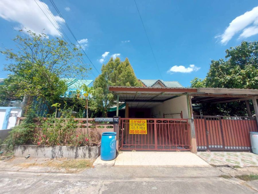 - ขายบ้าน 2 ชั้น หมู่บ้านขจีนุช ติดถนนราชพฤกษ์