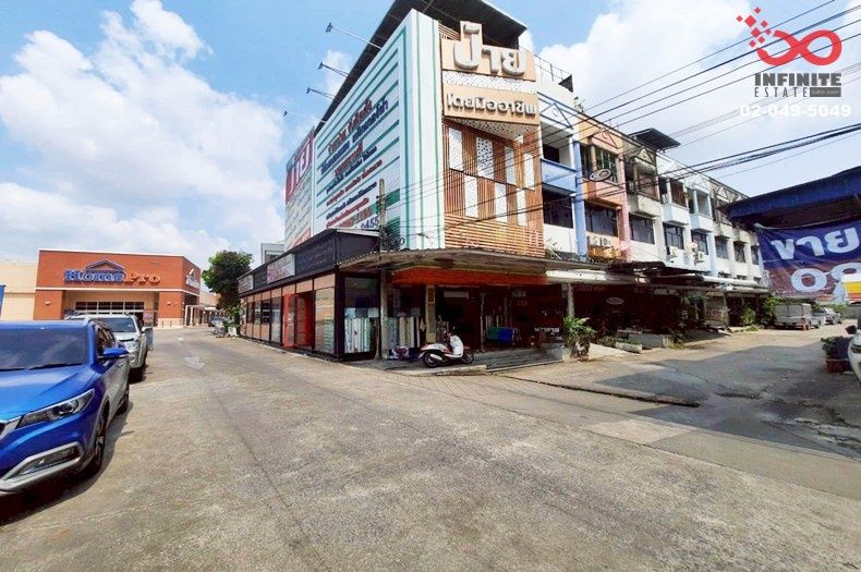 - ขายอาคารพาณิชย์ 3.5 ชั้น 18ตร.ว.ใกล้ถนนเพชรเกษม หนองแขม หน้าHomePro-Big C