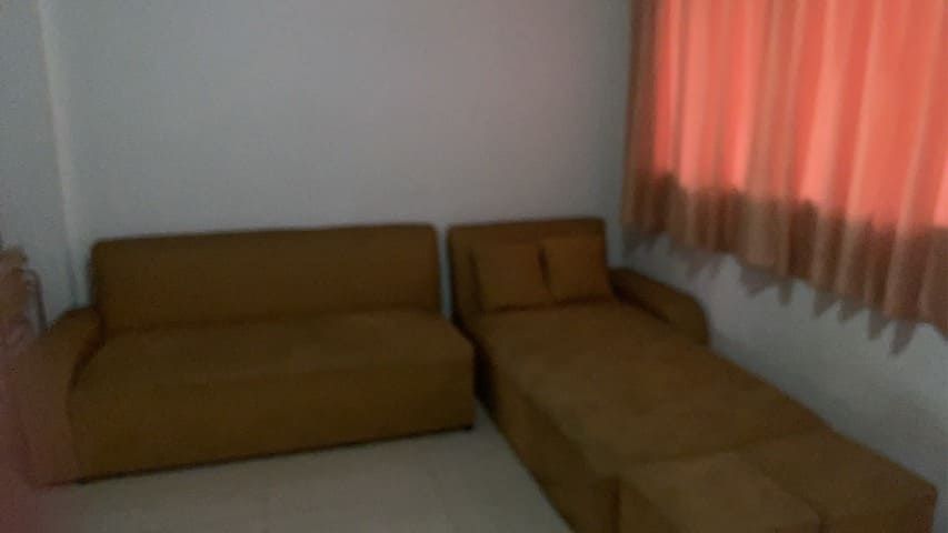 - ขายทาวน์เฮาส์ 2ห้องนอน3ห้องน้ำโครงการส่วนบุคคล ใกล้ถนนใหญ่100ม.