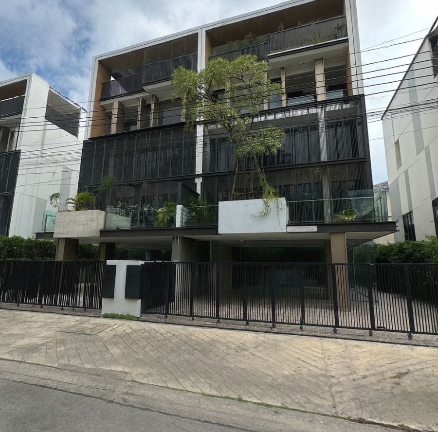 - ให้เช่า โฮมออฟฟิศ The Element พระราม 9 ใกล้ The nine พระราม9 ตึกสวยพร้อมเข้าอยู่ค่ะ