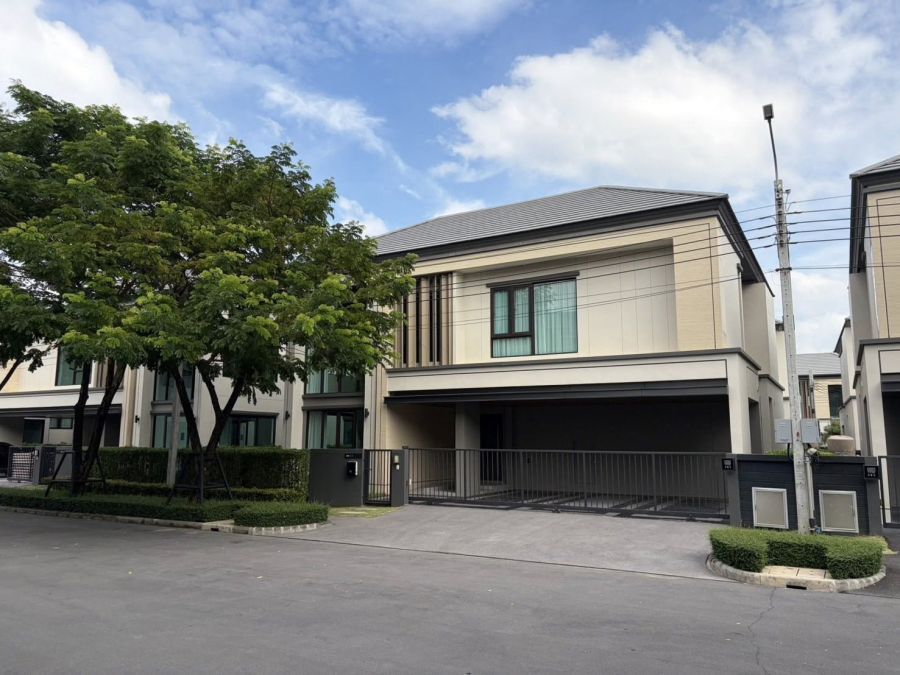 - ให้เช่า บ้านเดี่ยว 2 ชั้น โครงการหรู Vivaldi Bangna km5